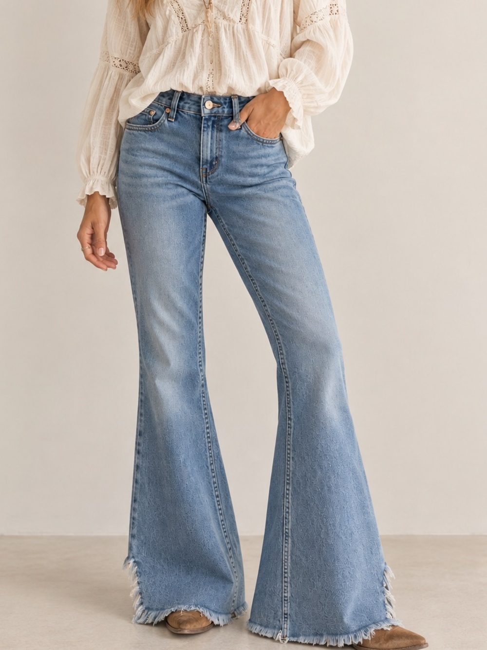We The Free Raw Hem Flare Jeans Light Wash Size 28